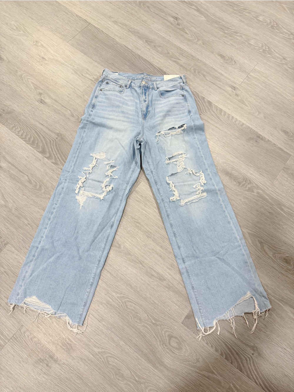 American Eagle skater jeans.